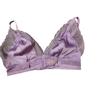 Gabifresh x Playful‎ Promises collab lavender lace bra cutouts size 14